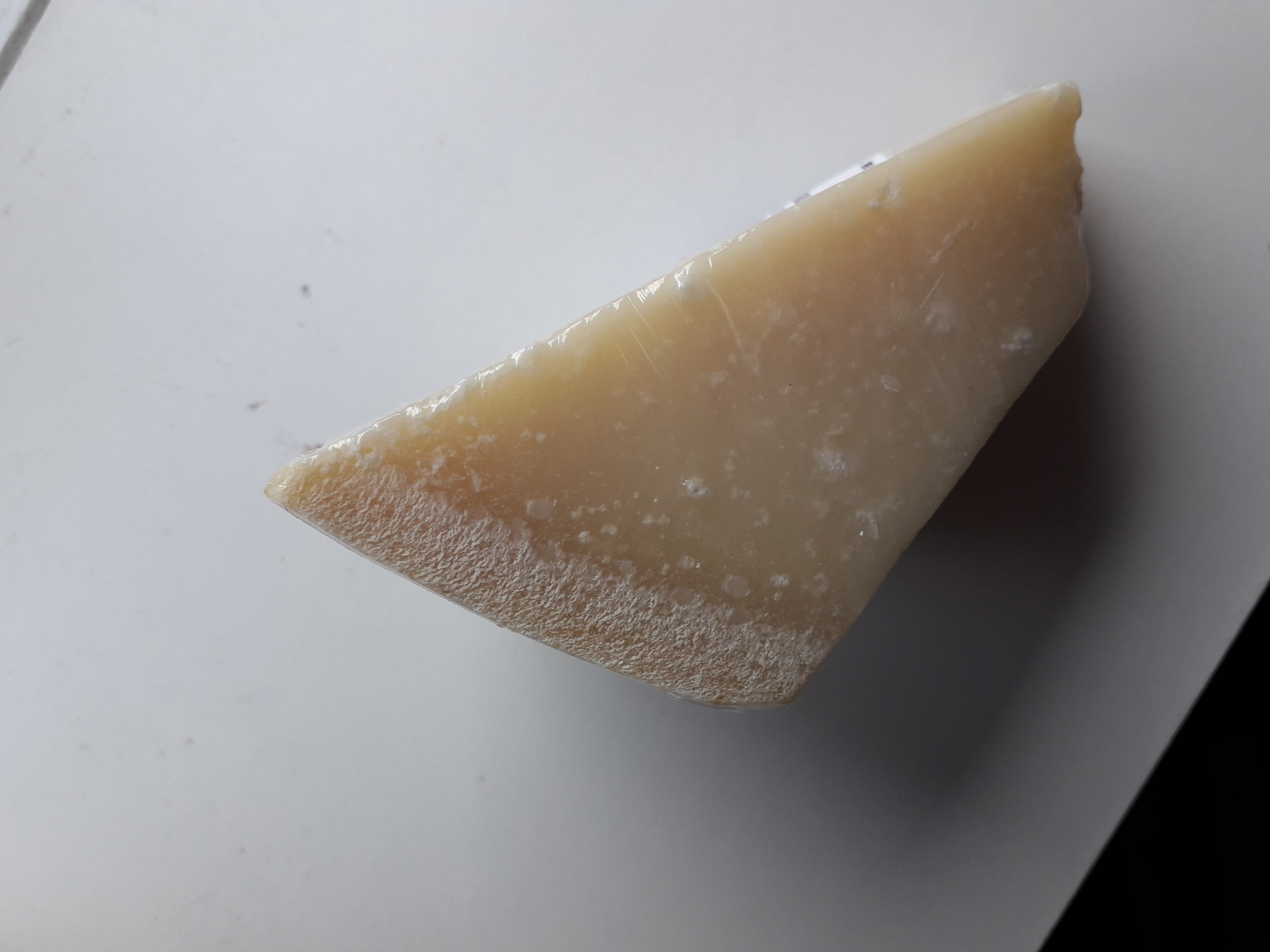 Is Deze Parmezaanse Kaas Bedorven Goeievraag