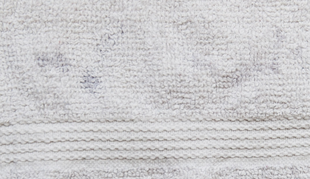 Wat Veroorzaakt Deze Vlekken In Mijn Handdoeken Na Het Wassen Foto Goeievraag